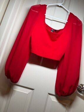 Windsor puff-sleeve crop top. Size Small.